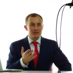 как продать квартиру в кризис